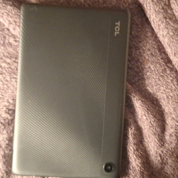 TCL Tab 8 LE tablet (black) - Picture 3 of 3
